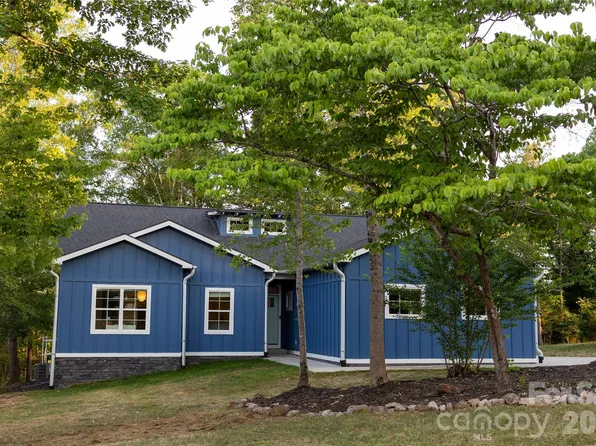 3813 54th Ave NE, Hickory, NC 28601