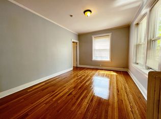 2315 W Eastwood Ave APT 3W, Chicago, IL 60625