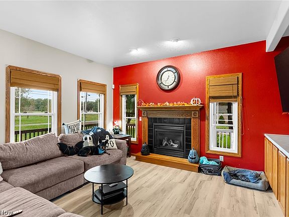 5th image of 3163 Newton Tomlinson Rd SW