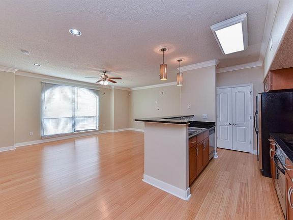 3rd image of 2299 Lone Star Dr