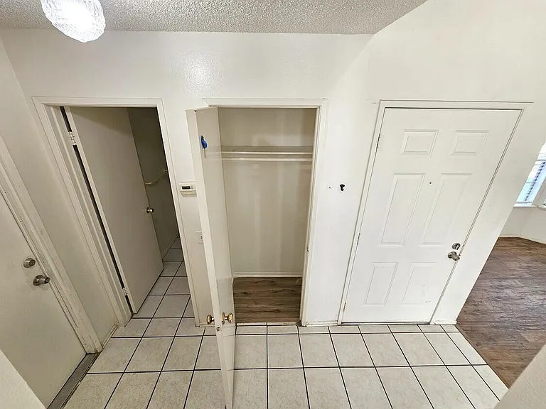 24657 Carolyn Ave — Photo 11