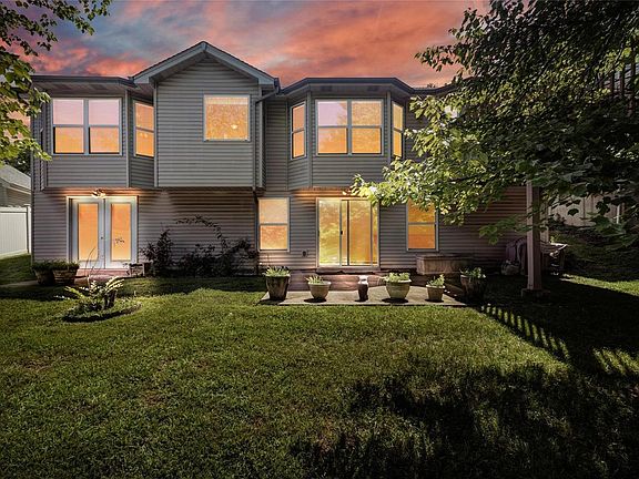 3rd image of 3659 Forest Dale Dr
