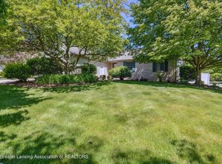 502 W Brunswick Dr, Dewitt, MI 48820