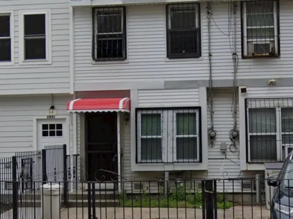 2833 West 23rd Street image 1 of 2