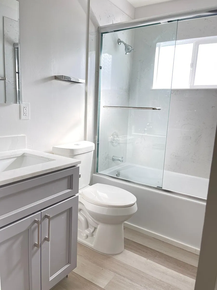 Brand New Bathroom - 105 Underhill Dr #105