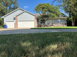 4172 N Oliver St, Wichita, KS 67220