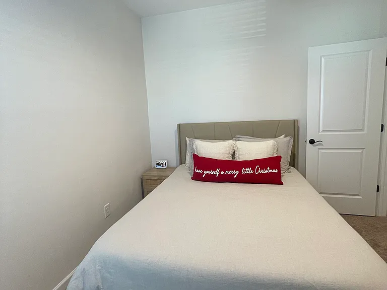 upstairs guest bedroom