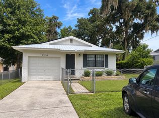 37019 Palm Ave, Dade City, FL 33525