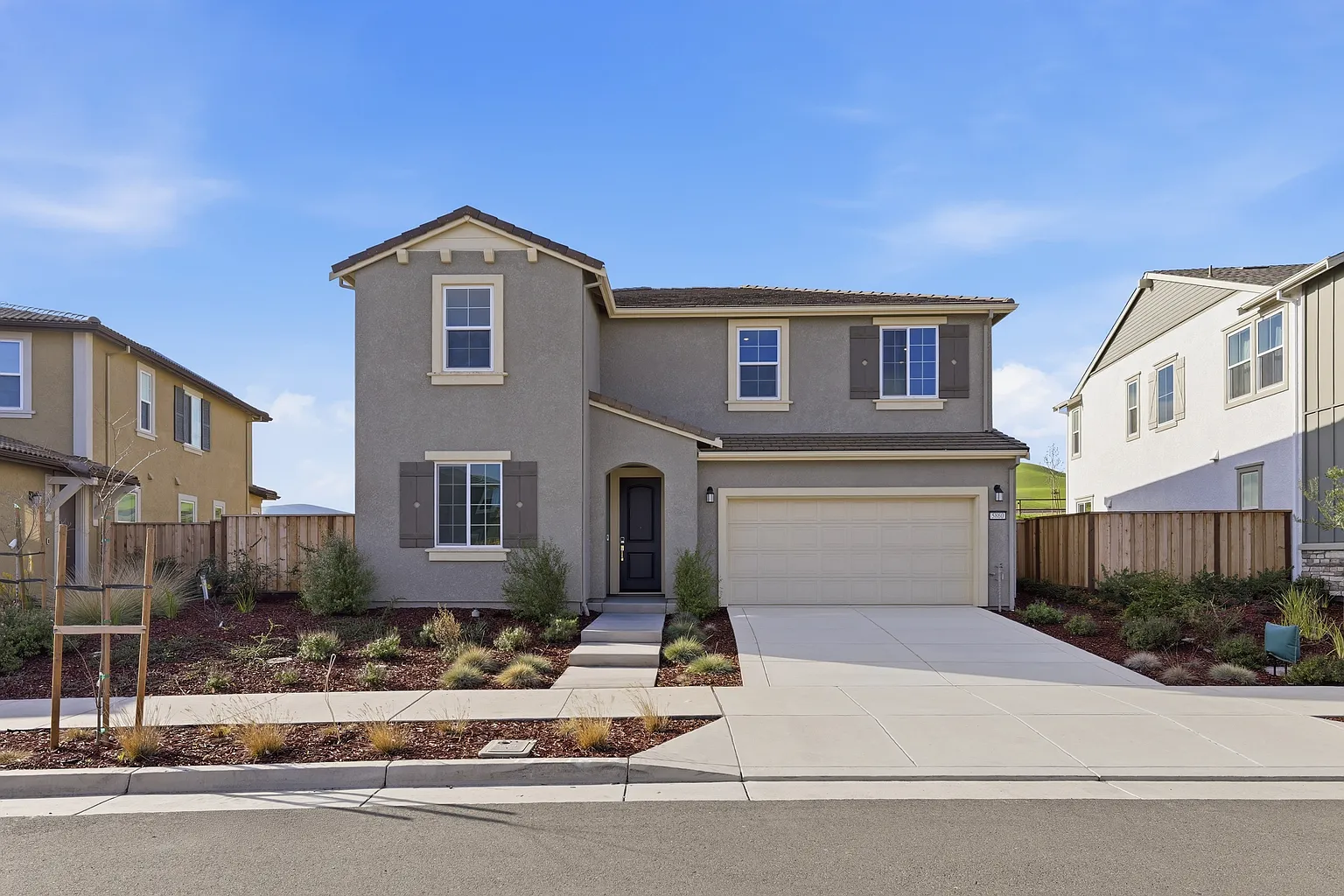 5860 Placer Dr photo 1