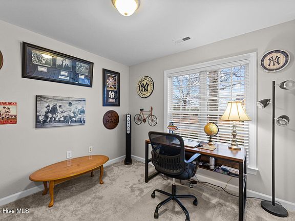 3rd image of 1504 Thayer Drive