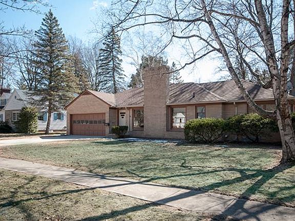 Located in the Midland High, Northeast Middle, and Plymouth Elementary School Districts, this home built in 1952 had only one owner prior to the current owner's acquisition.  The home sits comfortably on a generously sized city lot (105x147).