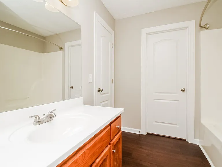 1754 Lucille Ln — Photo 16