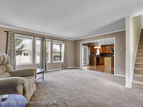 4th image of 2693 Yachtsman Dr