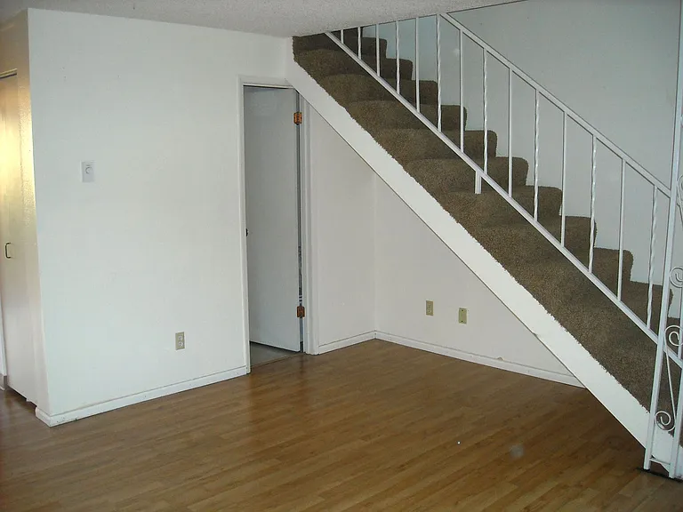 1359 Madras St SE — Photo 5