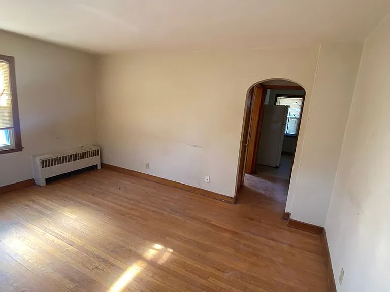 7224 W Burleigh St — Photo 5