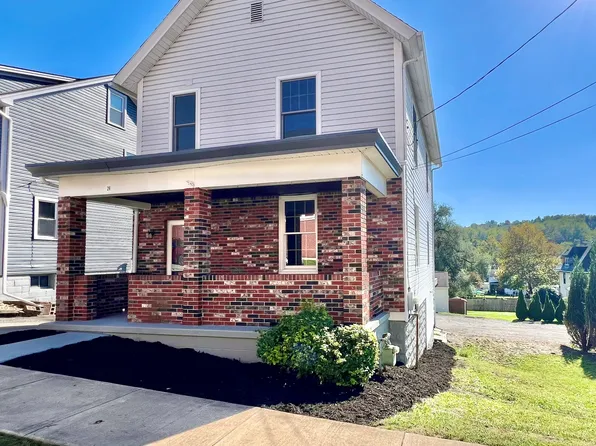 26 Blaine Ave, Manor, PA 15665