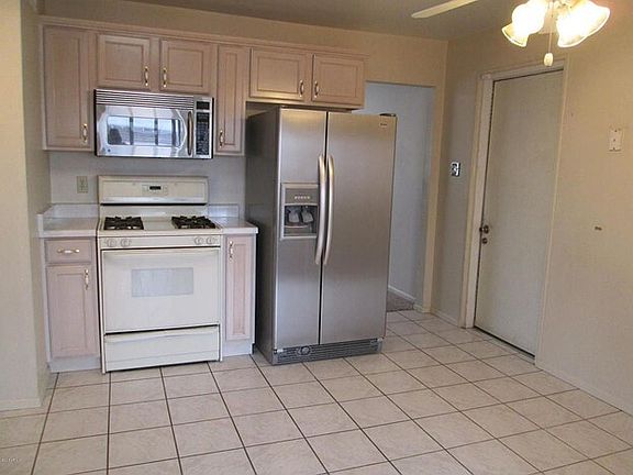 3rd image of 11359 N 112th Dr