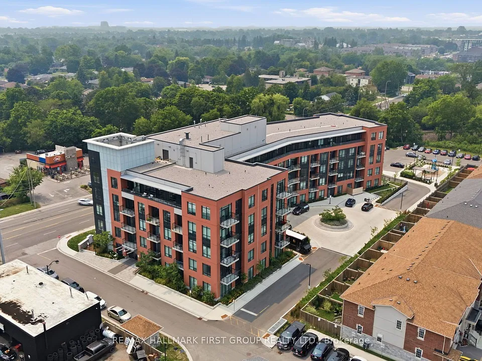 1010 Dundas St E #325