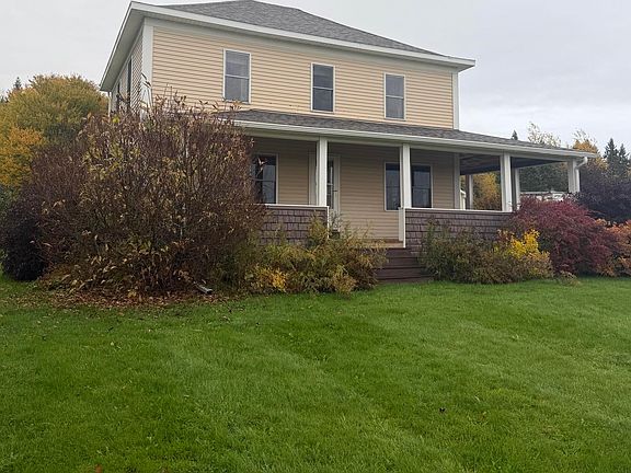 2nd image of 918 Stearns Brook Road