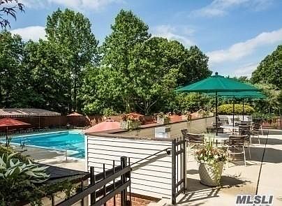 5th image of 163 Dove Hill Dr