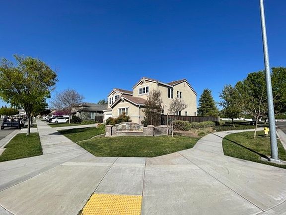3394 Silverwood St. Escalon