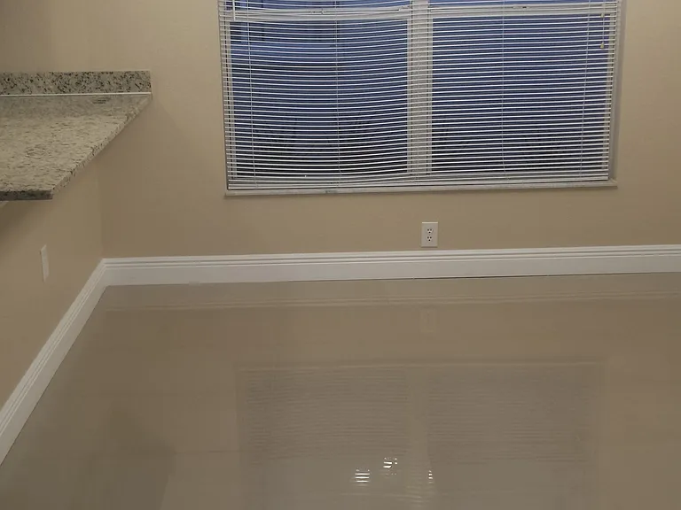 9402 Hidden Water Cir — Photo 12