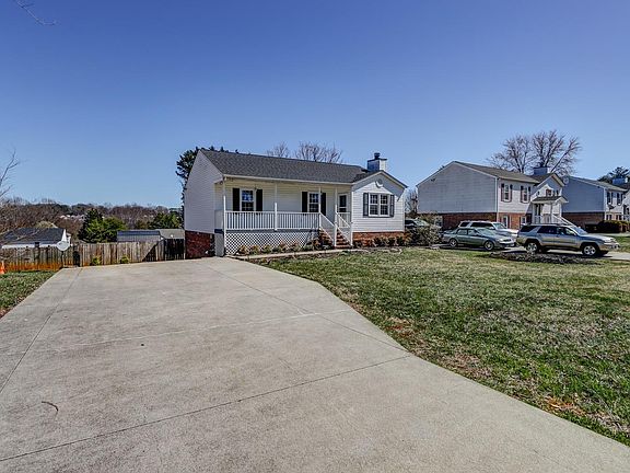3rd image of 117 Acres Ct