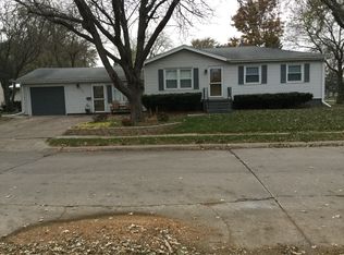 8504 A St, Omaha, NE 68124