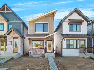 1316 9th St NW, Edmonton, AB T6T2V3