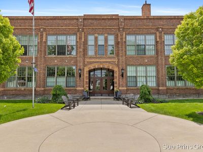 156 W 11th St Suite 106, Holland, MI, 49423