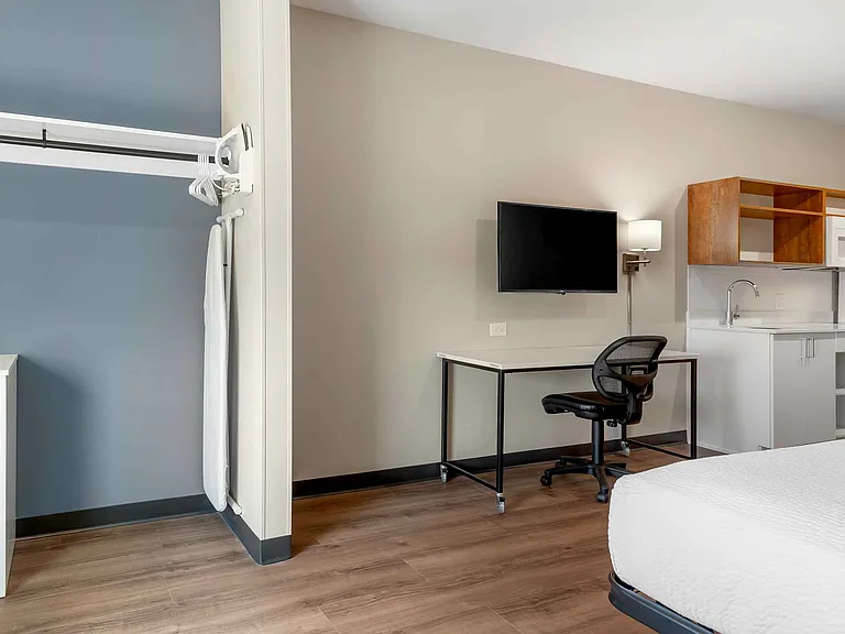 Studio Suite - 1 King Bed