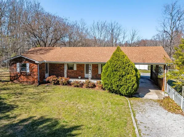 8708 Holmes Creek Rd, Smithville, TN 37166