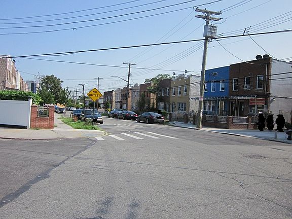 5th image of 10619 177th St