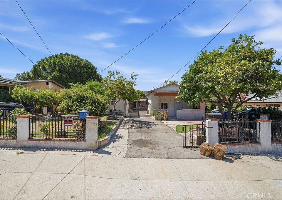 1st image of 7914 Hillrose St