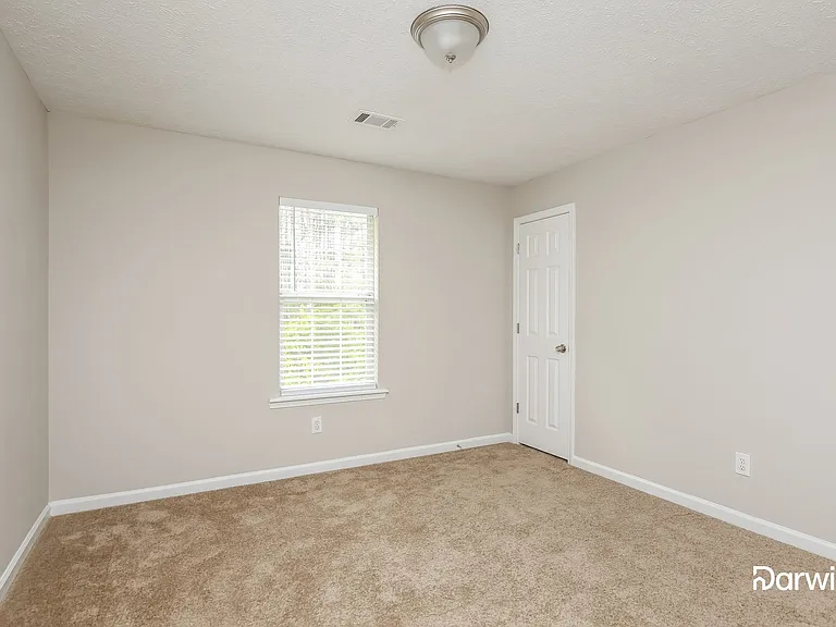 3710 Cobblestone Dr — Photo 9