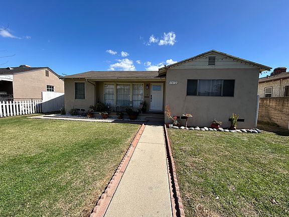 2nd image of 7812 Pioneer Blvd