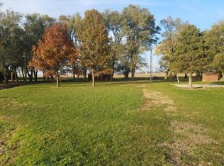 4814 W Bloomington Rd #A, Champaign, IL 61822