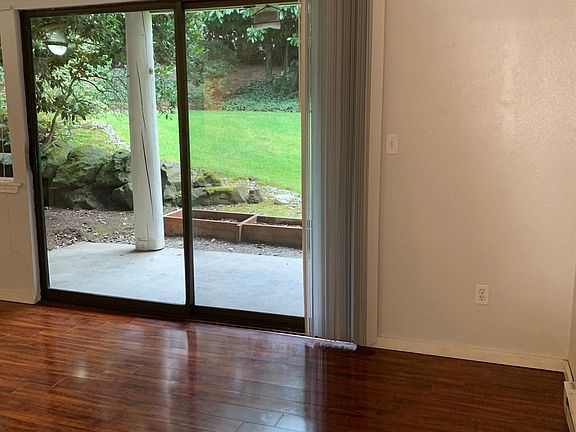 4th image of 14150 SE 17th Pl APT B2
