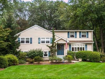 240 Cottage Rd, Wyckoff, NJ, 07481