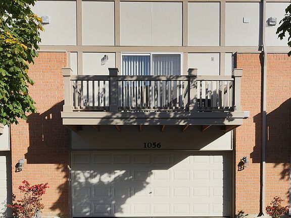 5th image of 1056 N Claremont Dr