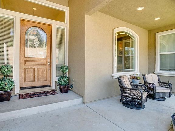 3rd image of 521 Crazy Horse Ct