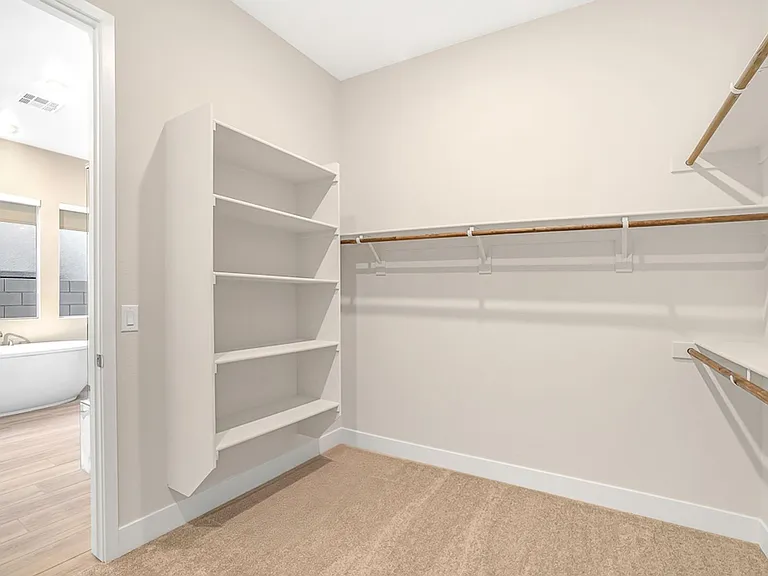349 Tigullio Ave — Photo 12