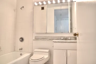 Rented by Addison Property Group