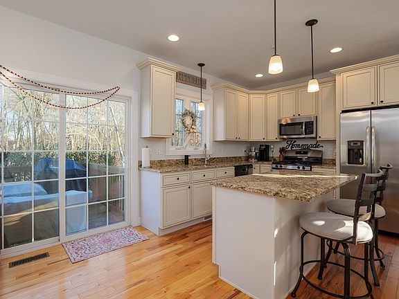 3rd image of 55 Denworth Bell Cir Unit 55
