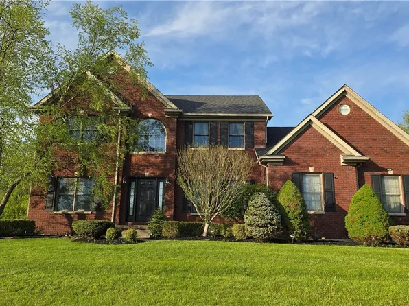 6249 Creekhaven Dr, East Amherst, NY 14051