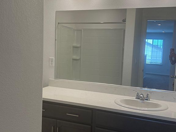 4th image of 216 Hidden Fort Ct