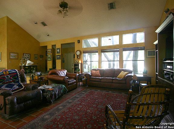 4th image of 3511 Trailway Park Dr