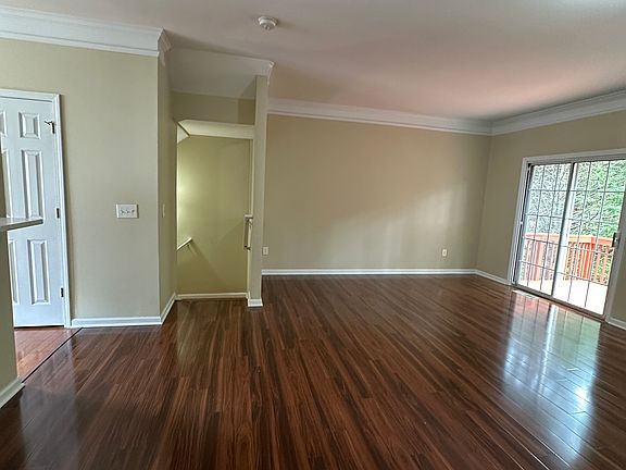 5th image of 2459 Ivey Crest Cir
