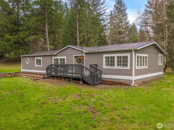 3643 SE Engledow Lane, Port Orchard, WA 98367