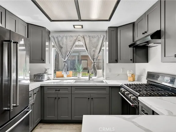 3565 W Stonepine Ln Unit B, Anaheim, CA 92804